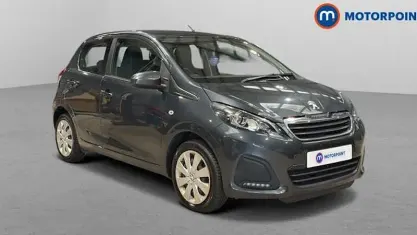 Used Peugeot 108 Active 72 HP (52 kW) 2022 Hatchback