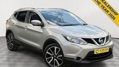 Używany Nissan Qashqai Tekna 131 KM (96 kW) 2017 Srebrny SUV