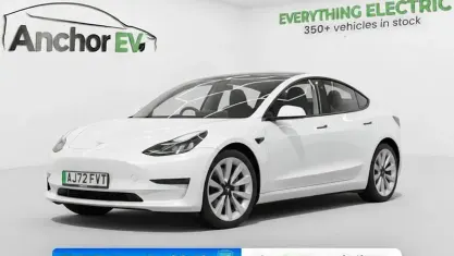 Używany Tesla Model 3 RWD 180 kW (245 KM) 2023 Sedan/Limuzyna