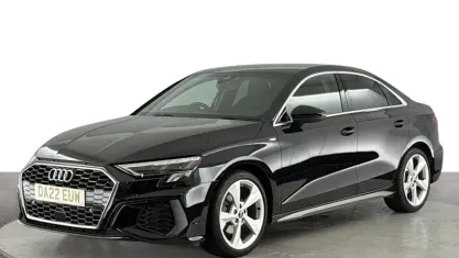 Begagnad Audi A3 S-Line 150 HK (110 kW) 2024 Sedan