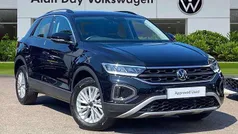 Black Used 2022 VW T-Roc Life SUV | £21,490 (Fair price)