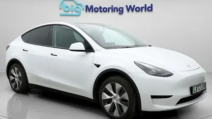 Used 2024 Tesla Model Y RWD SUV | £21,300 (Good price)