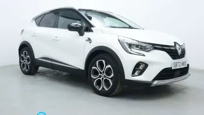Used Renault Captur Techno 145 HP (106 kW) 2023 White/black SUV