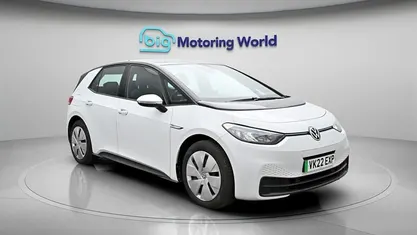 Used VW ID.3 Pro Performance 150 kW (204 HP) 2021 White Hatchback