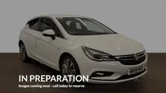 White Used 2019 Vauxhall Astra Hatchback | £9,780 (A bit pricey)