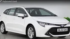 White Used 2022 Toyota Corolla Sport Estate | £18,450 (Fair price)