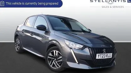 Used Peugeot 208 Allure+ 102 HP (75 kW) 2023 Hatchback