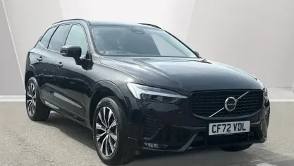 Begagnad Volvo XC60 Plus 197 HK (144 kW) 2022 Svart SUV