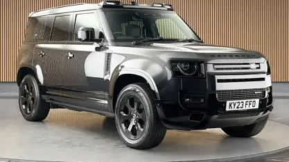 Used Land Rover Defender HSE Dynamic 249 HP (183 kW) 2025 SUV