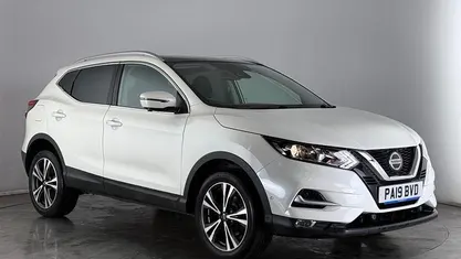 Used Nissan Qashqai N-Connecta 140 HP (102 kW) 2020 SUV