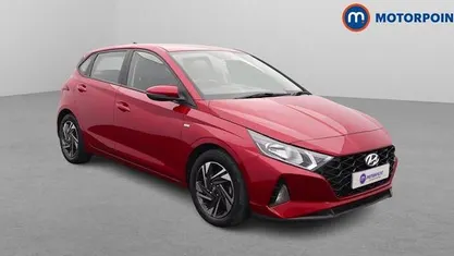 Używany Hyundai i20 SE 101 KM (74 kW) 2023 Czerwony Hatchback
