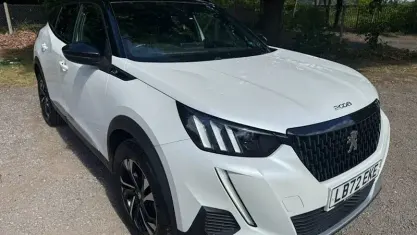 Used Peugeot 2008 GT 131 HP (96 kW) 2022 White SUV