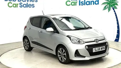 Used Hyundai i10 Premium SE 88 HP (64 kW) 2020 Hatchback