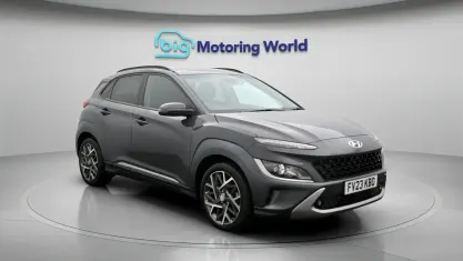 Used Hyundai Kona Premium 141 HP (103 kW) 2022 Grey SUV