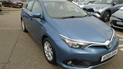 Used Toyota Auris Hybrid 136 HP (100 kW) 2019 Hatchback