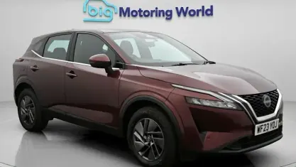 Used Nissan Qashqai Acenta Premium 140 HP (102 kW) 2023 Red SUV