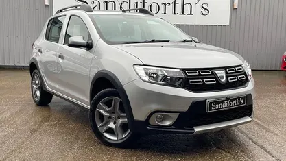 Used Dacia Sandero Ambiance 90 HP (66 kW) 2017 Silver Hatchback