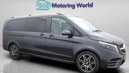 Used Mercedes V300 AMG line 237 HP (174 kW) 2023 Grey MPV