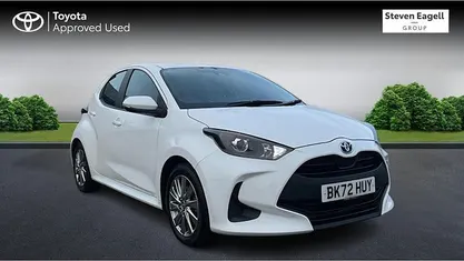Used 2025 Toyota Yaris Hybrid Hatchback | £17,544 (Super price)