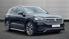 Black Used 2019 VW Touareg R-line SUV | £28,750 (Fair price)