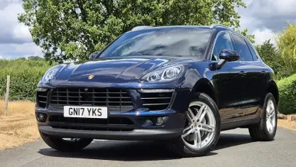 Used Porsche Macan 258 HP (189 kW) 2017 Blue SUV