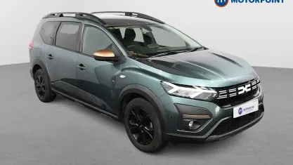 Second-hand Dacia Jogger Extreme 110 CP (80 kW) 2024 Verde Monovolum