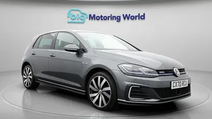 Used 2020 VW Golf VII Advance Hatchback | £15,300 (Fair price)