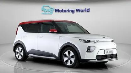 Used 2021 Kia Soul First Edition SUV | £13,700 (Fair price)
