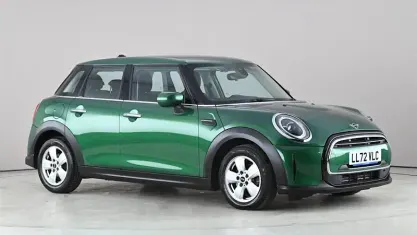 Używany Mini Cooper Classic 136 KM (100 kW) 2022 Zielony Hatchback