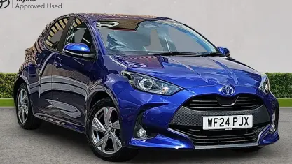 Used Toyota Yaris 116 HP (85 kW) 2024 Blue Hatchback