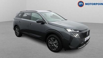 Begagnad Peugeot 5008 Allure 145 HK (106 kW) 2025 Grå SUV