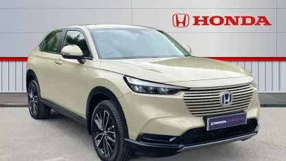 Używany Honda HR-V Elegance 131 KM (96 kW) 2024 SUV