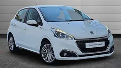 White Used 2018 Peugeot 208 Signature Sky Hatchback | £6,650 (Fair price)