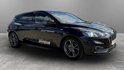 Used Ford Focus ST-Line 125 HP (91 kW) 2020 Hatchback
