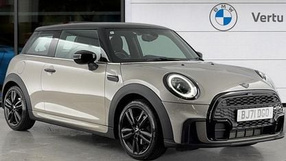Używany Mini Cooper Hatch 136 KM (100 kW) 2022 Hatchback
