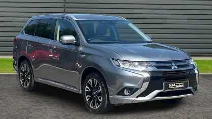 Used Mitsubishi Outlander P-HEV 203 HP (149 kW) 2018 Estate