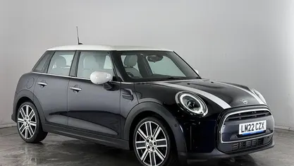 Used Mini Cooper Exclusive 136 HP (100 kW) 2022 Hatchback