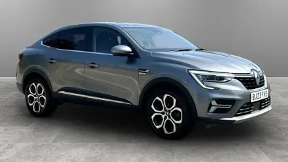Used Renault Arkana Version S 143 HP (105 kW) 2022 Grey SUV