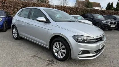 Used VW Polo SE 75 HP (55 kW) 2018 Hatchback