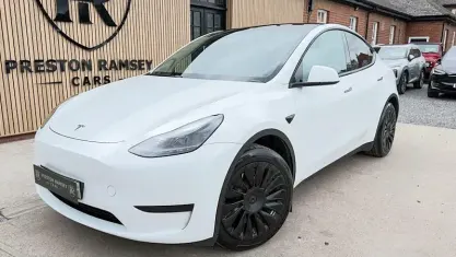 Used Tesla Model Y RWD 219 kW (299 HP) 2024 SUV