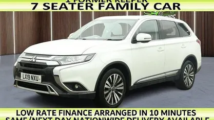 Used Mitsubishi Outlander 150 HP (110 kW) 2019 White SUV