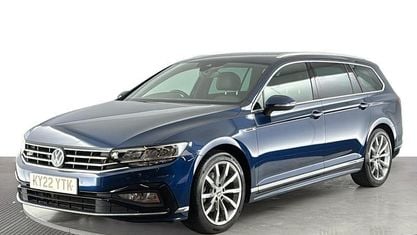 Usado VW Passat R-line 150 HP (110 kW) 2022 Azul Carrinha