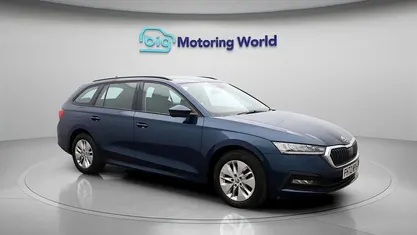 Used Skoda Octavia SE Technology 116 HP (85 kW) 2023 Blue Estate
