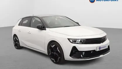 Used Vauxhall Astra GSe 224 HP (164 kW) 2023 White Hatchback