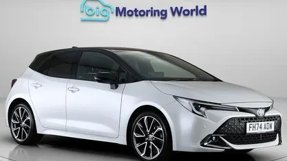 Begagnad Toyota Corolla 196 HK (144 kW) 2025 Halvkombi