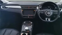 MG MG5 EV