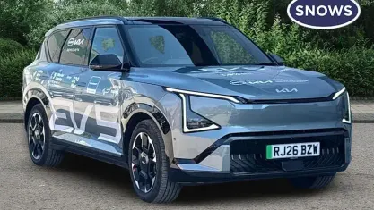 Used Kia EV5 GT-Line S 160 kW (218 HP) 2026 Green SUV