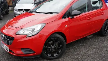 Used Vauxhall Corsa 69 HP (50 kW) 2015 Red Hatchback