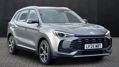 Grey Used 2025 MG ZS SE Hatchback | £16,797 (Fair price)