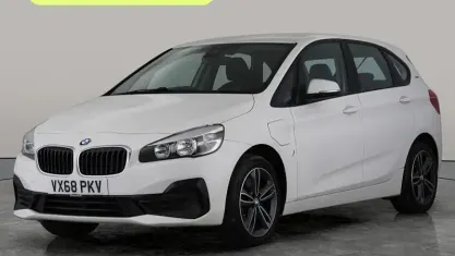 Used BMW 225 Active Tourer Sport Line 224 HP (164 kW) 2020 MPV